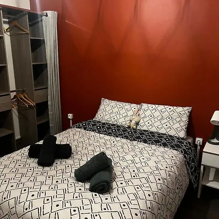 Appartement T3 Spacieux Rdc Avec 2 Chambres, 3 Lits Doubles, Jardin Et Parking Gratuit